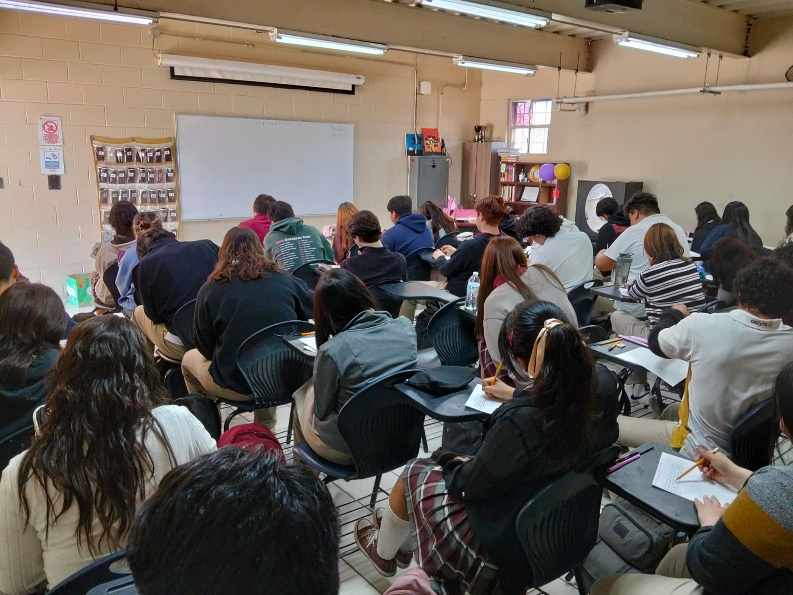 CECyTE BC SE SUMA A LA JORNADA NACIONAL POR LA PAZ CON UN MARATÓN DE LECTURA SIMULTÁNEA